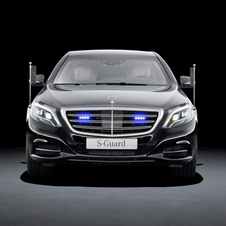  the vehicle features the same lines of the S-Class, as well as the same design of front and rear lights