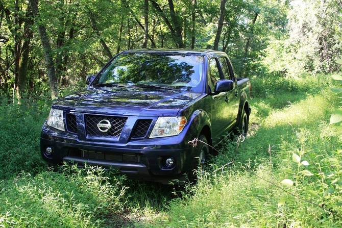 Nissan Frontier King Cab SV V6 4X4