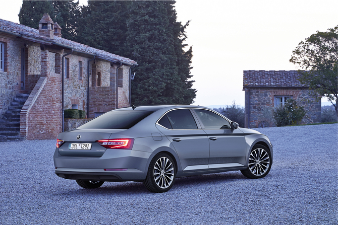 Skoda Superb 1.6 TDI Ambition