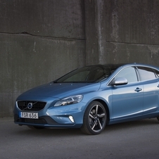 Volvo V40 D2 R-Design Geartronic