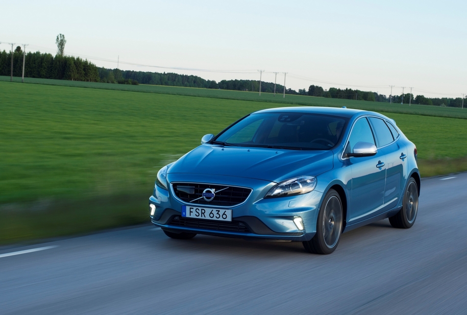 Volvo V40 D2 R-Design Geartronic