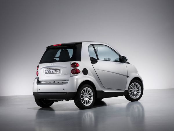 smart fortwo coupé mhd pure 71cv