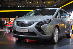 Opel Bringing Three Cars and a Concept to Frankfurt