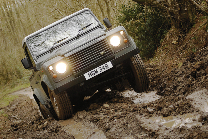 Land Rover Defender 90 2.5 TDi Hard Top