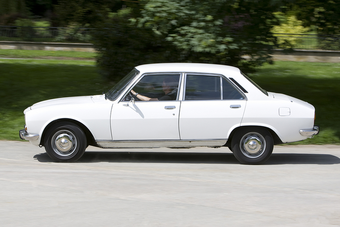 Peugeot 504