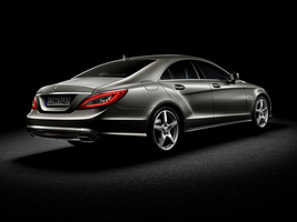 New Mercedes-Benz CLS to premiere in Paris