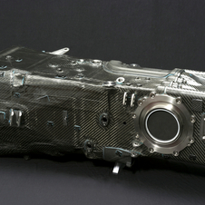 Audi developed a carbon fiber transmission case for its 900kg race car, a major technical innovation 