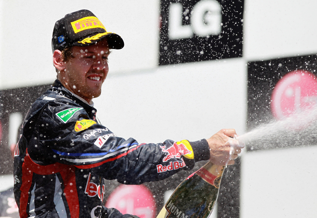 Comfortable win for Vettel in Valencia