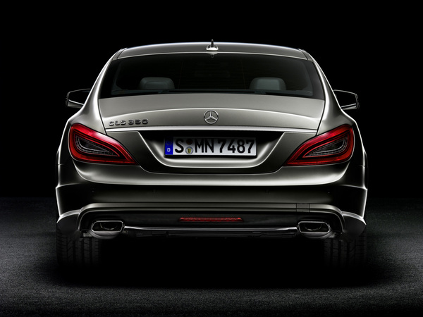 New Mercedes-Benz CLS to premiere in Paris