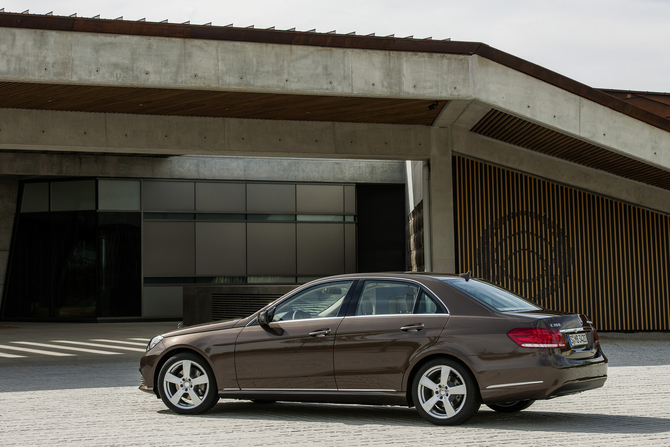 Mercedes-Benz E-Class Gen.5