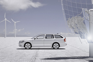 Skoda goes electric with the Octavia Green E Line Concept