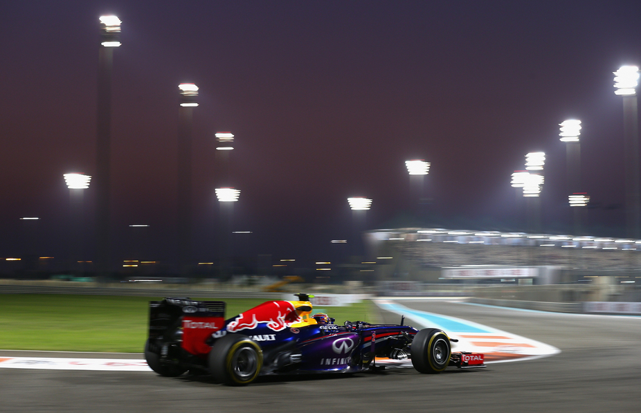 Mark Webber Takes Second Pole of the Year in Abu Dhabi