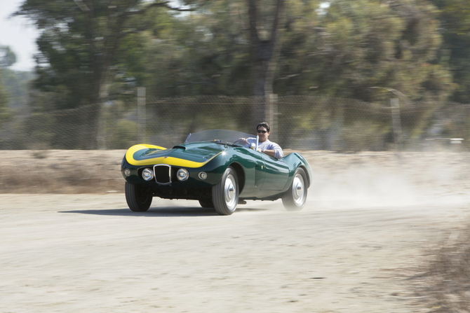 Arnolt  Arnolt-Bristol DeLuxe