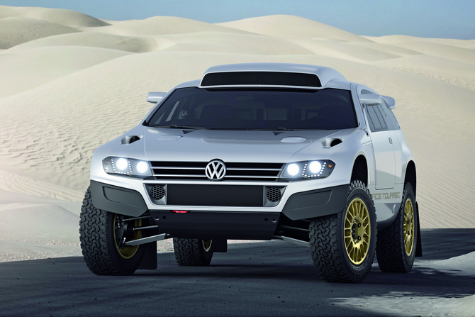 Two special editions of VW Touareg presented in Qatar