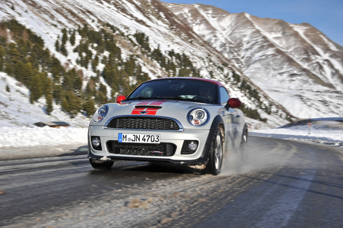 Mini is planning a new generation of cars on BMW's new modular front-wheel drive platform.