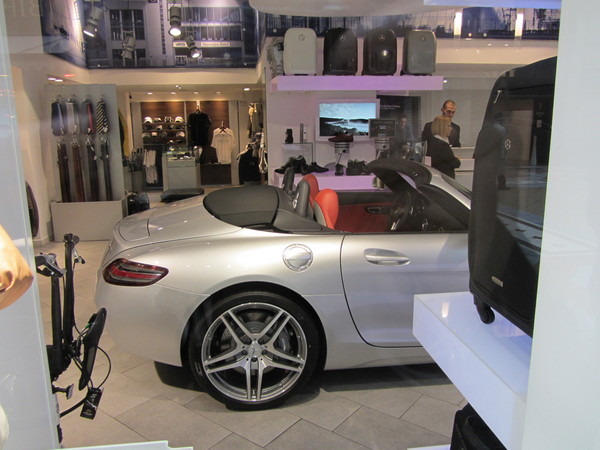 Mercedes-Benz SLS AMG Roadster