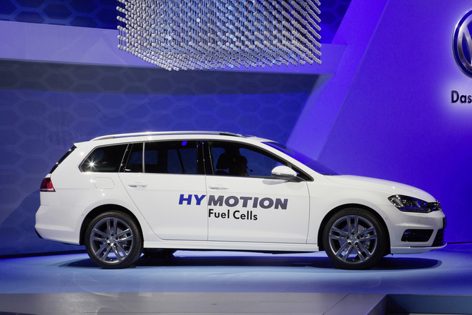 Volkswagen Golf SportWagen HyMotion