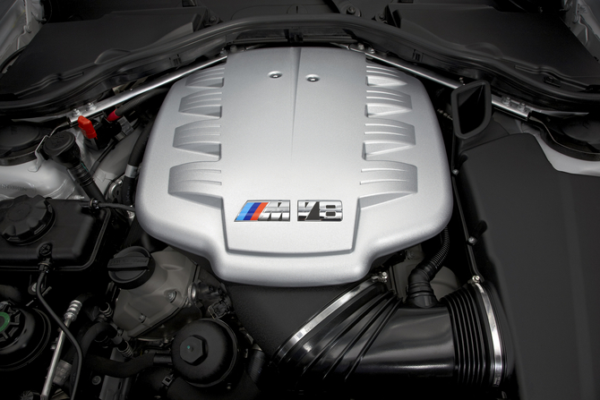 BMW Reveals Limited, Lighter M3 CRT Saloon