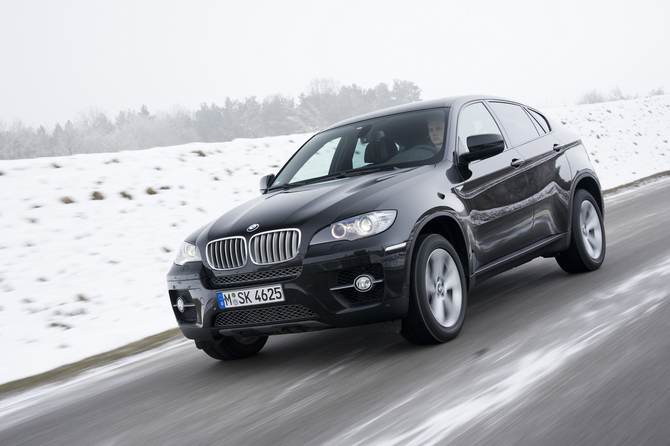 BMW X5 deu ao origem à versão coupé X6