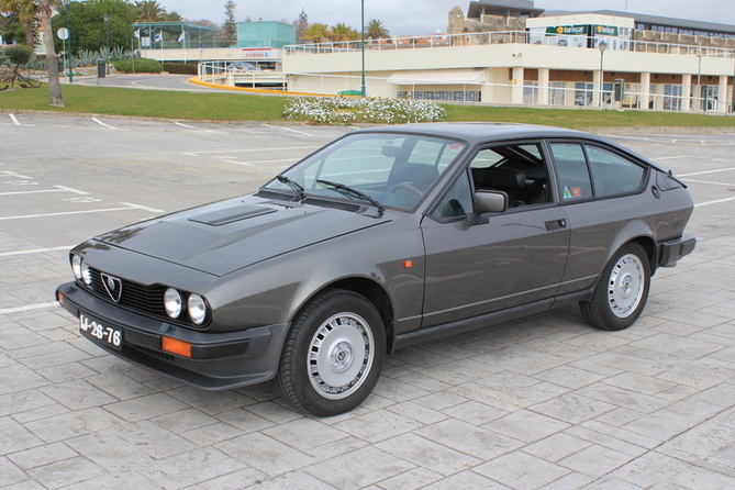 Alfa Romeo GTV6 2.5