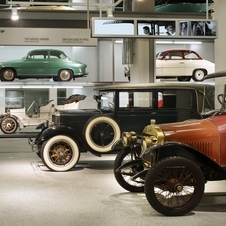 O museu da Skoda também exibe os modelos mais antigos da marca