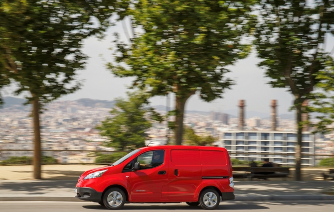 Nissan e-NV200 Van Basic Pack Plus+Grelha