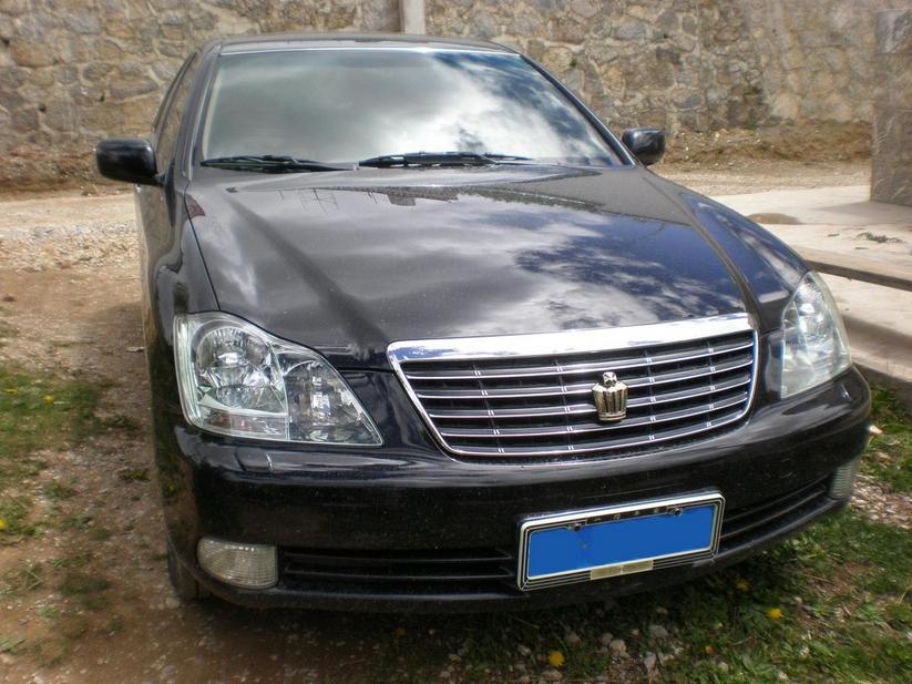 Toyota Crown Royal 2.5