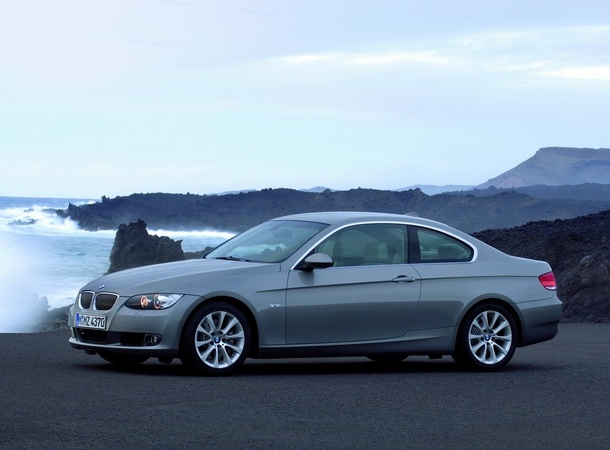 BMW 320i Coupé