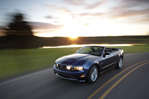 Ford Mustang V6 Convertible