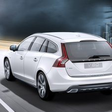 V60 Plug-in Hybrid: world’s first diesel Plug-in Hybrid debuts in Geneva