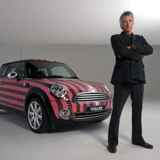 Paul Weller designs MINI for charity auction