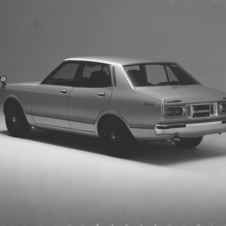 Nissan Bluebird Sedan 1800SSS-E S