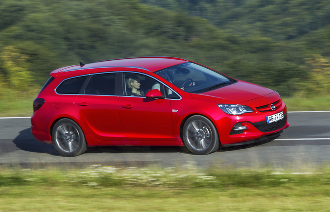 Opel Astra Sports Tourer BiTurbo CDTI