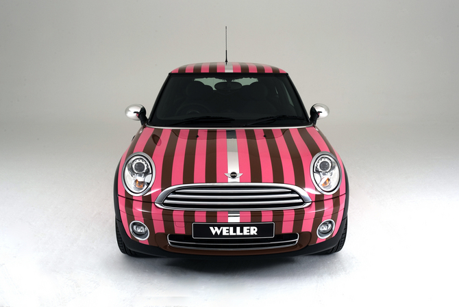 Paul Weller designs MINI for charity auction