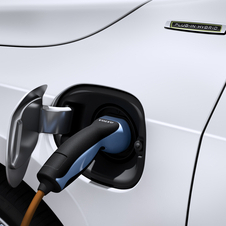 V60 Plug-in Hybrid: world’s first diesel Plug-in Hybrid debuts in Geneva