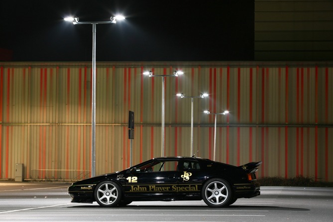 Coolest Car You Will See Today: 485hp John Player-Liveried Lotus Esprit V8