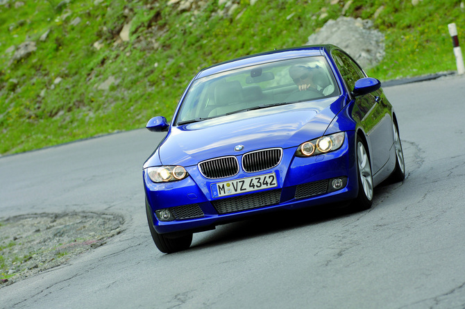 BMW 330i Coupé