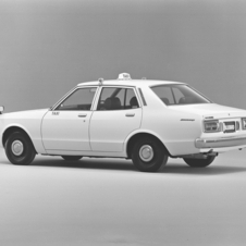 Nissan Bluebird Taxi 1800STD