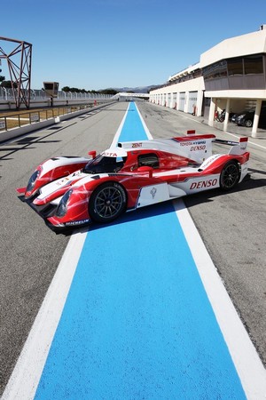 A Second Glance at the Toyota TS030 with Specs, More Pictures and In-Car Video