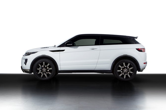 Land Rover Evoque 2.0 Si4 Dynamic Black Design