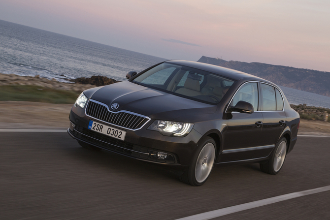 Skoda Superb 2.0 TDI DSG Laurin & Klement