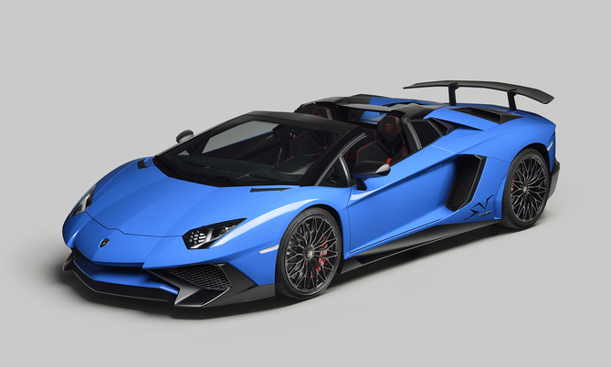 O Aventador Superveloce Roadster terá uma produção limitada de 500 unidades