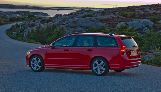 Volvo V50