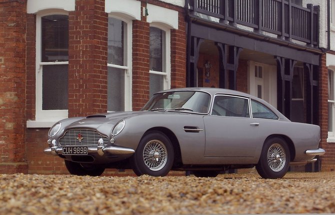 O DB5 foi produzido de 1963 a 1965