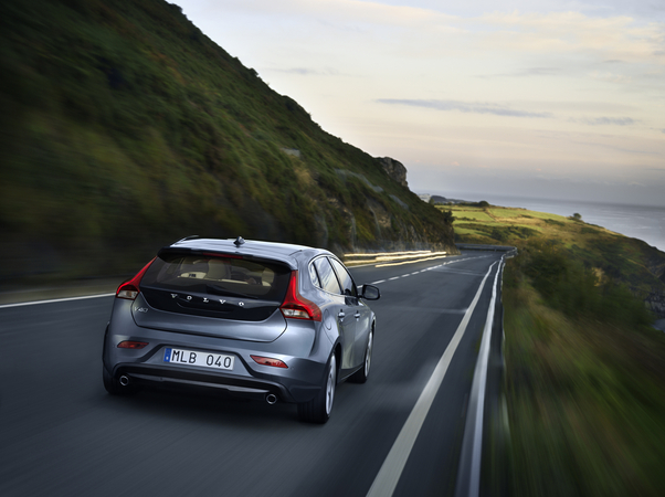 Volvo Officially Unveils V40 with Specs