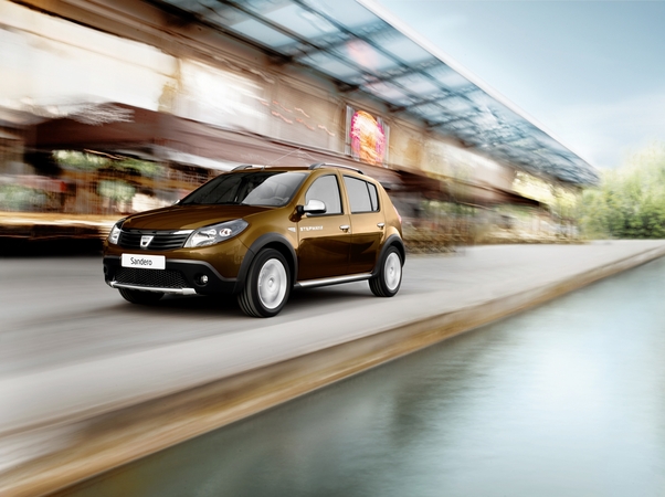 Dacia Introduces Lodgy, Duster Delsey and Sandero Stepway 2 to Geneva