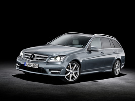 Mercedes-Benz sales rise 15% in 2010