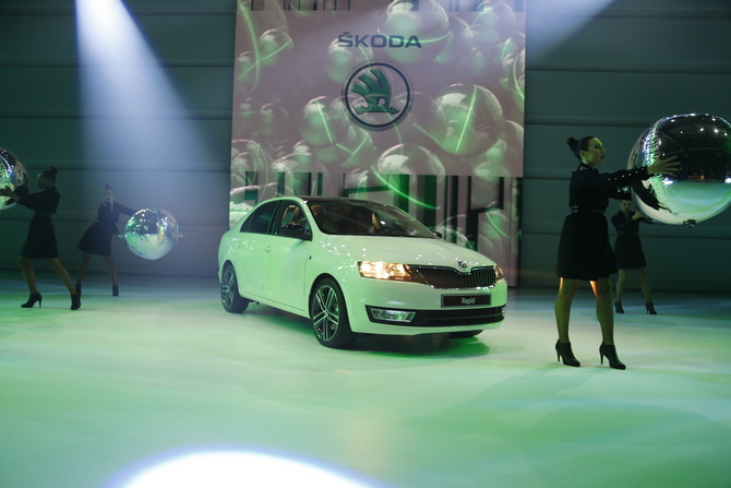 Skoda Rapid Hatchback premiers in Paris