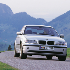 The recall affects all 2002 and 2003 BMW 3 Series worldwide