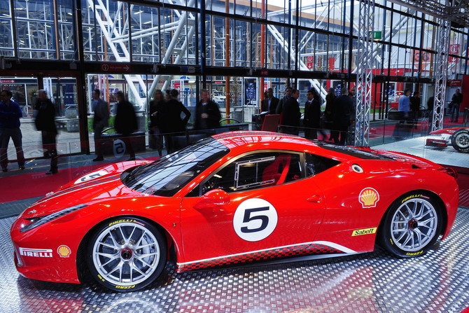 Ferrari 458 Challenge makes world debut at Bologna